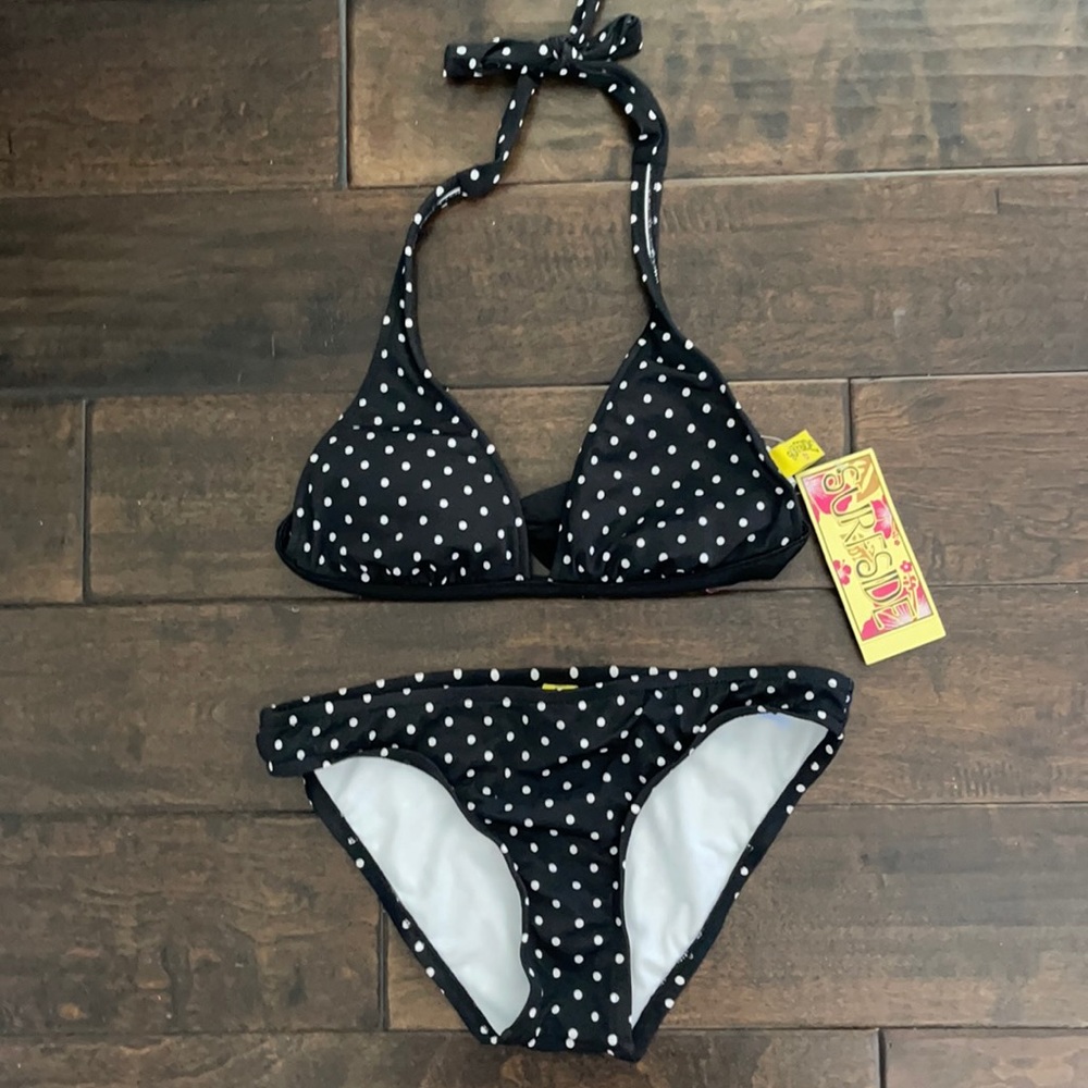 ❤️NEW!!!❤️2 piece cure black/white polka dots.